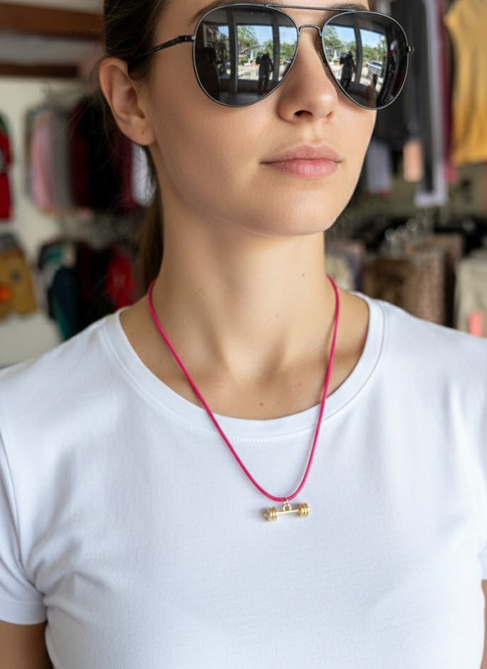 Choker Iron Strength: Empoderamiento en Cuero y Acero