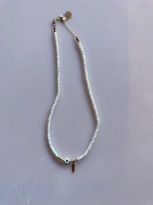 Pulsera Divine Feather: Protección con Estilo 🧿🪽