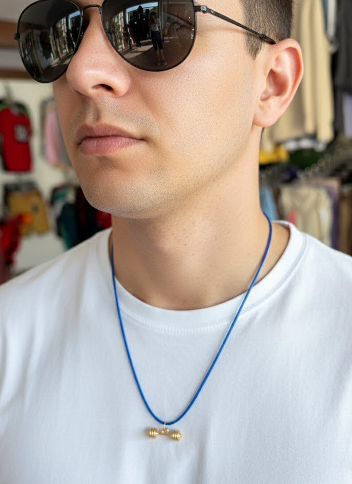 Choker Iron Strength: Empoderamiento en Cuero y Acero